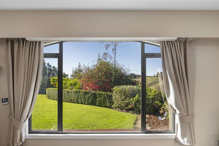 89 Totara View Road Wakefield_13