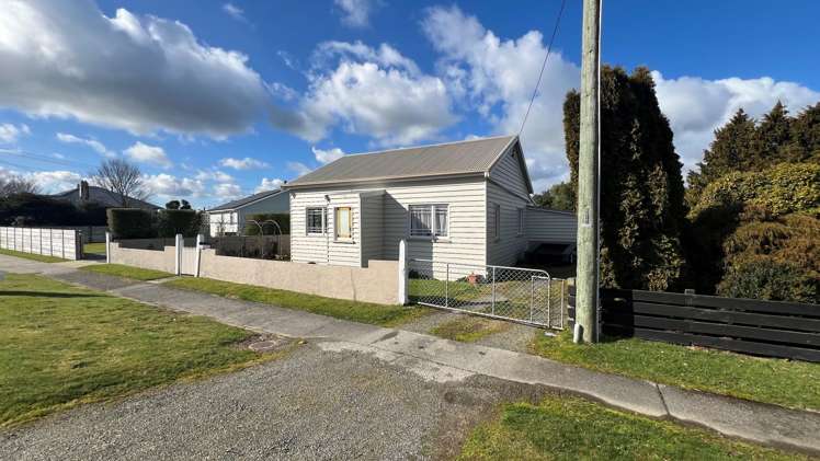 32 Oakland Street Mataura_12
