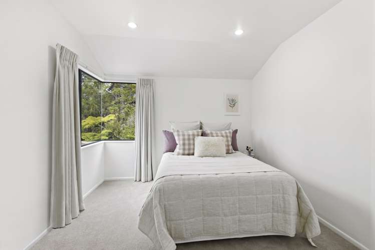 2/15 Wernham Place Northcote_6