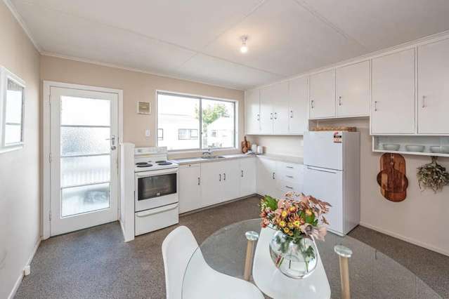 B/123 Bell Street City Centre_1