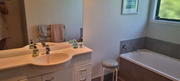 124 Lisland Drive Kinloch_9