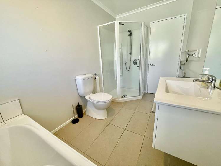 22 Montego Place 11497_11