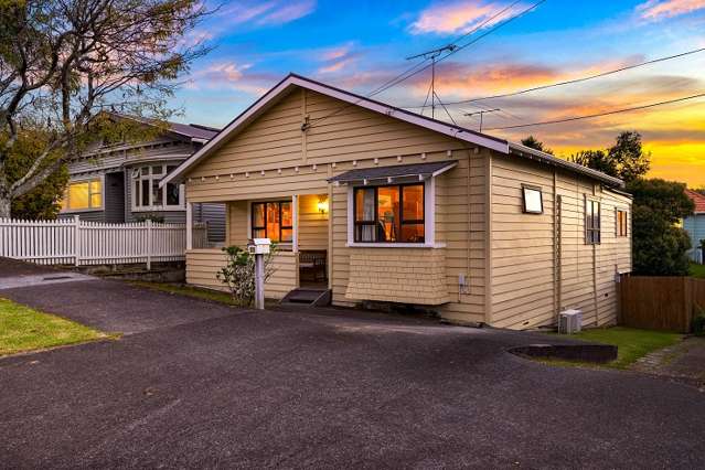 Run-down bungalow in Westmere sells for $1.897m