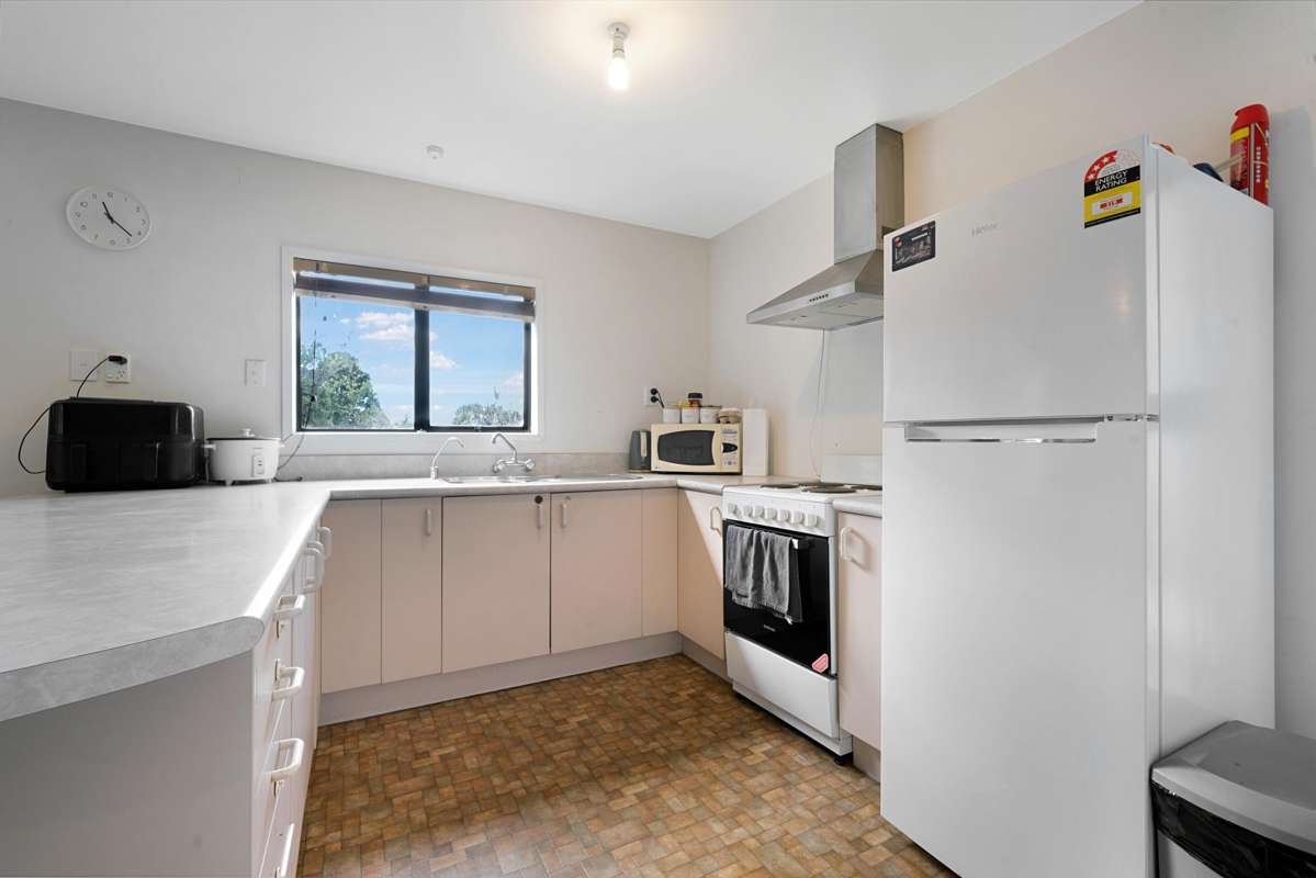 2/191 Don Buck Road_3