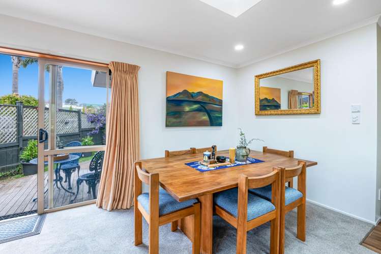 47 Red Hibiscus Road Stanmore Bay_17