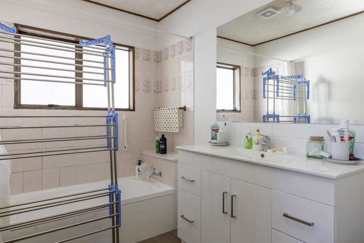 Units 1-4, 121 Te Heuheu Street Central_14