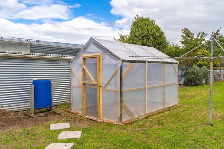 27 Clifton Avenue Carterton_20