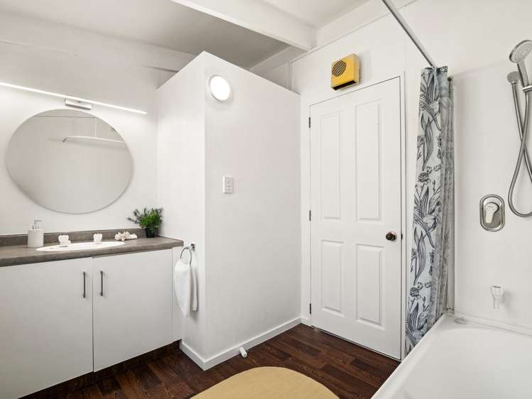 73A Grosvenor Street Kensington_21