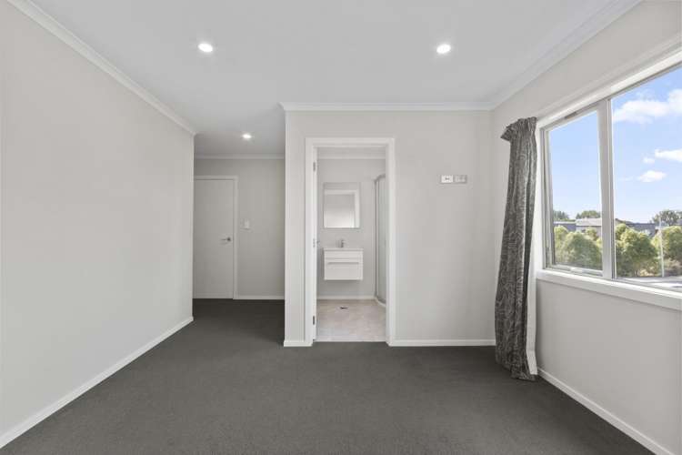 51 Tennille Street 2743_11