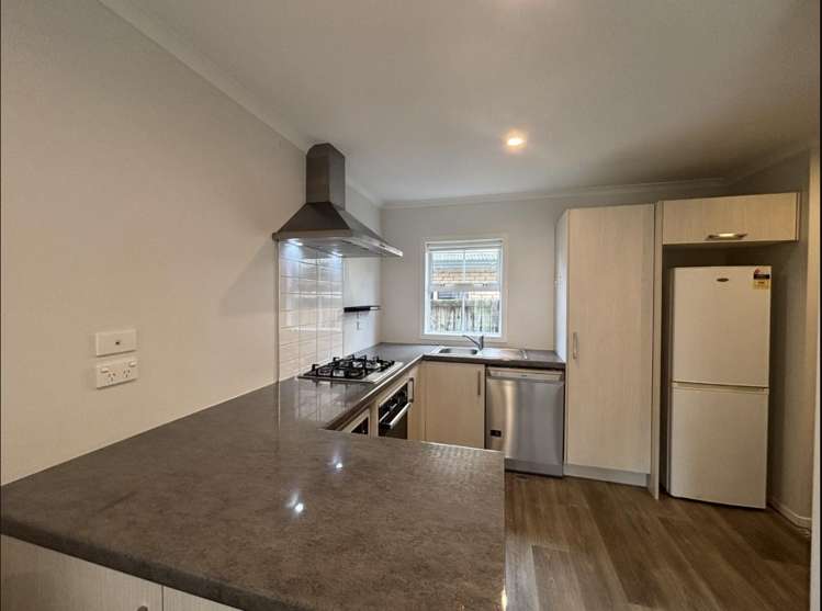 6/79 Carrington Drive Hillcrest_8