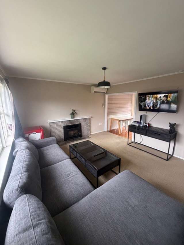 7 Hillside Crescent Westown_4
