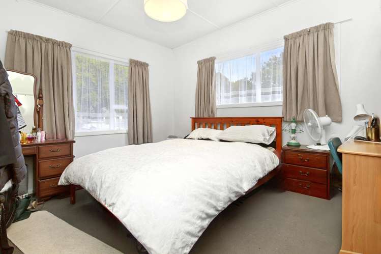 39 Hine Road Wainuiomata_7