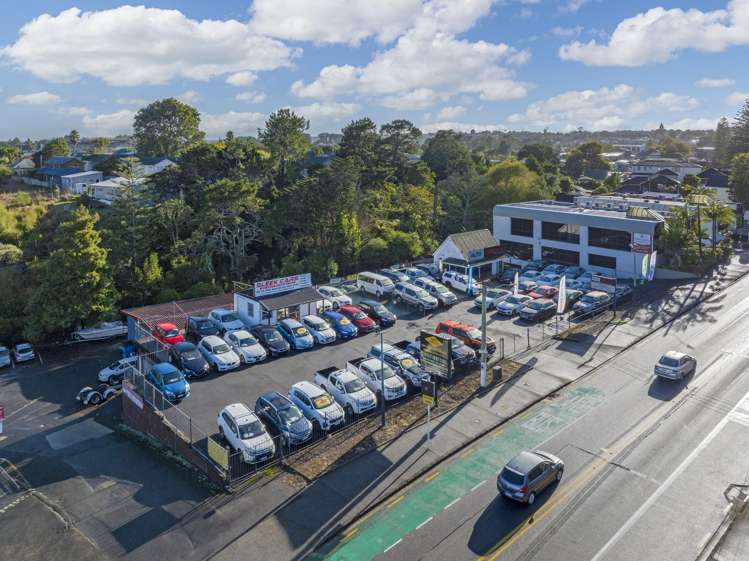 2169 Great North Road Avondale_2