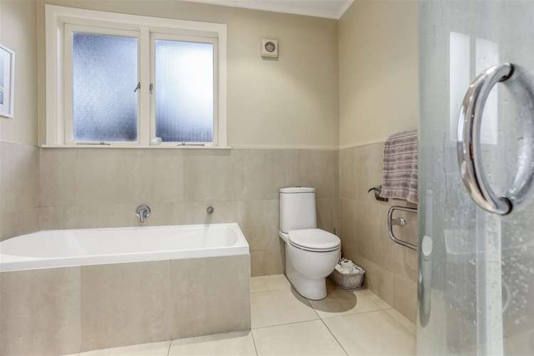 6 Park Hill Road Birkenhead_12
