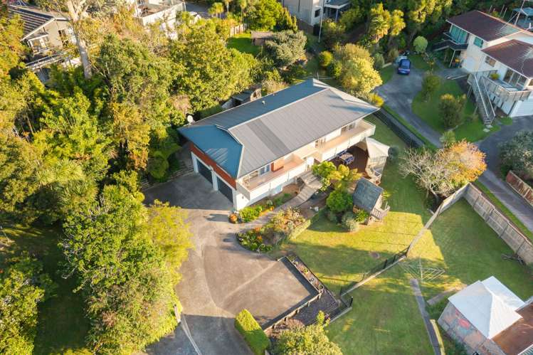 56 Mayfair Crescent Mairangi Bay_53