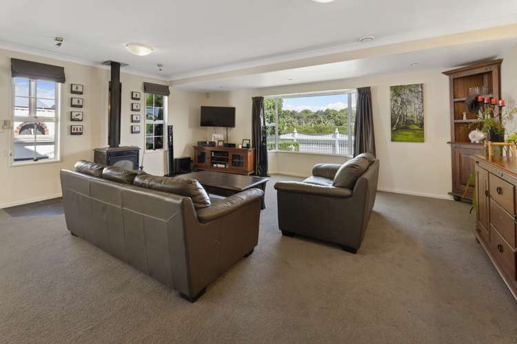 59 Aldinga Avenue Stoke_5