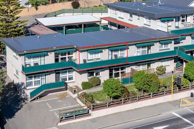 Perfectly positioned lock and leave