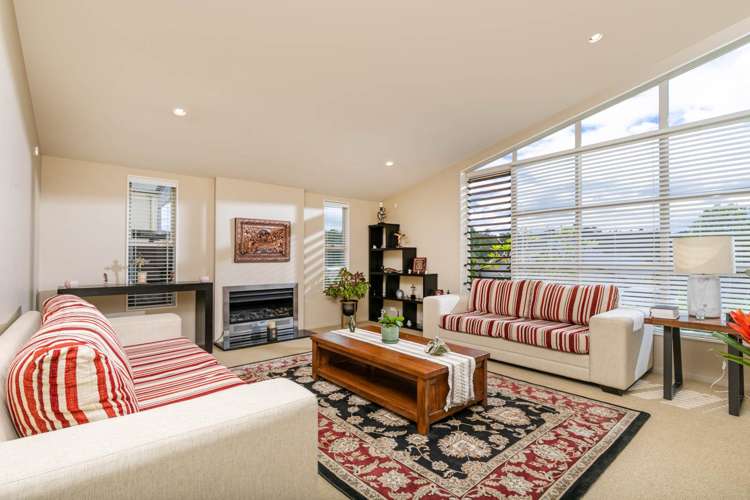 44 William Gamble Drive Greenhithe_1