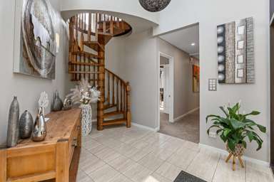 81 Chain Hills Road_2