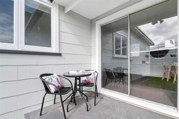 11 Holland Street Glenholme_12