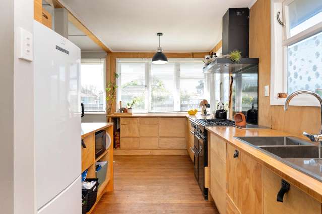 710 Huia Street Camberley_3