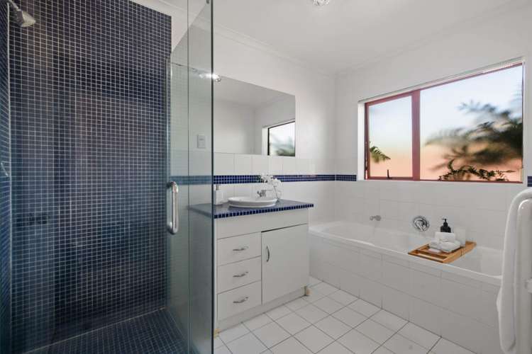 27 Glenross Drive Wattle Downs_10