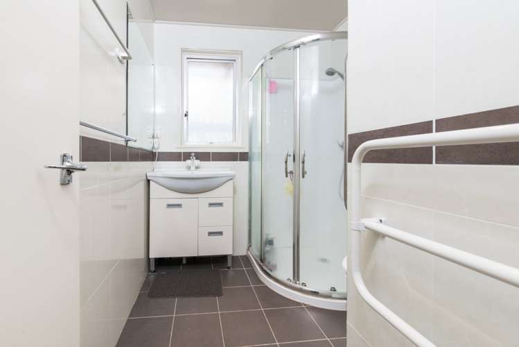 20 Fairdale Place Birkdale_16