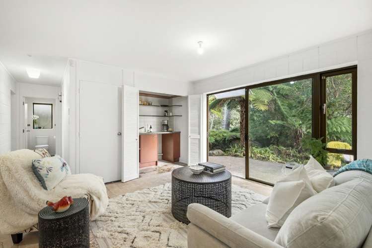 9 Saddleback Rise Murrays Bay_14