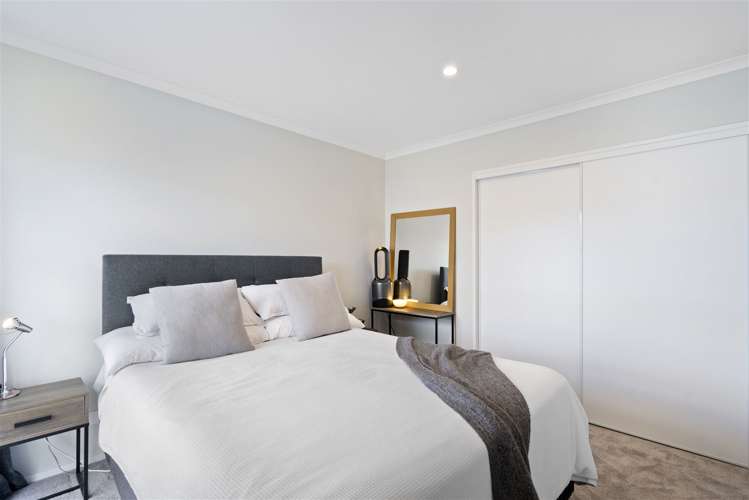 2 Briddock Way Swanson_10