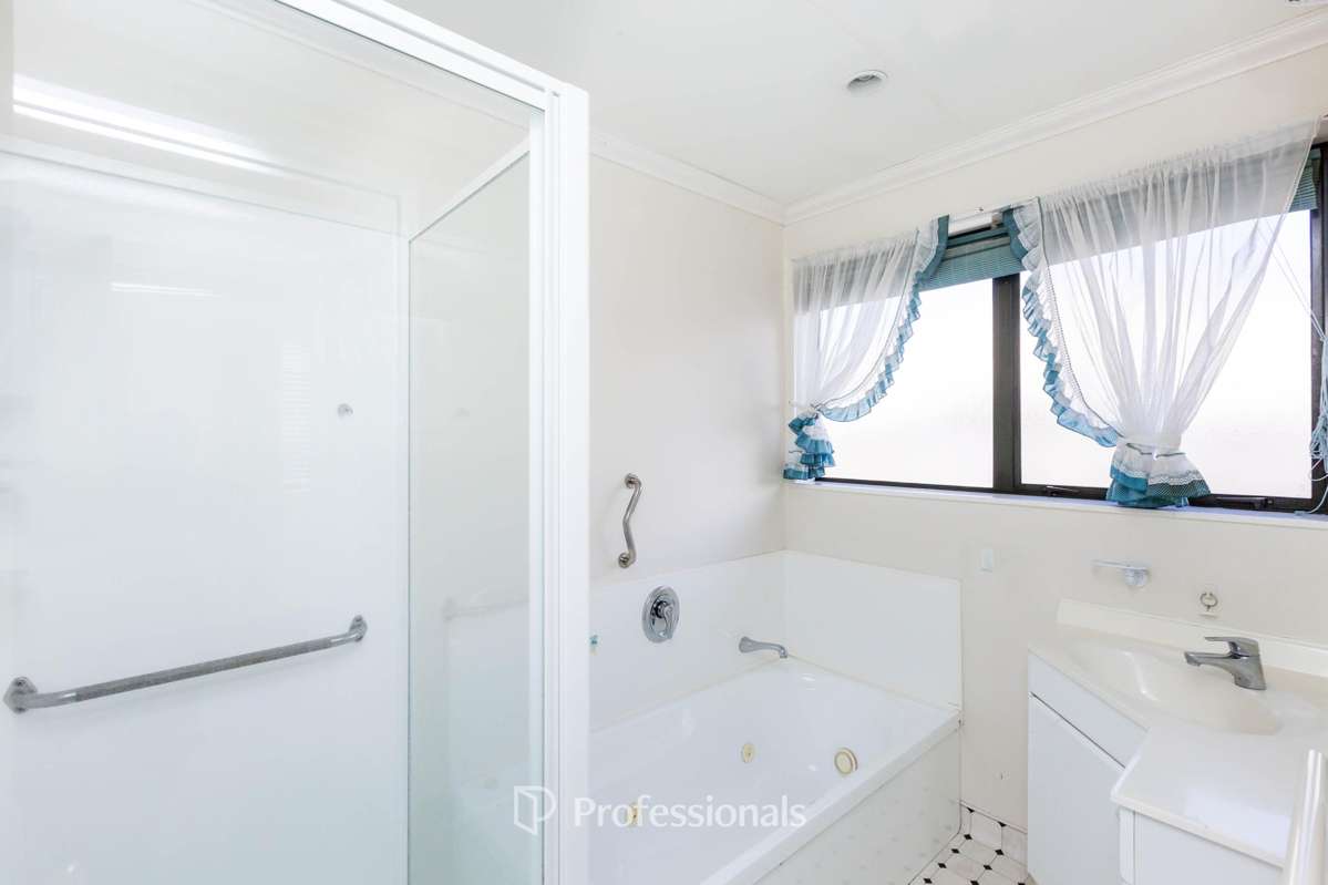 27 McParland Street_5