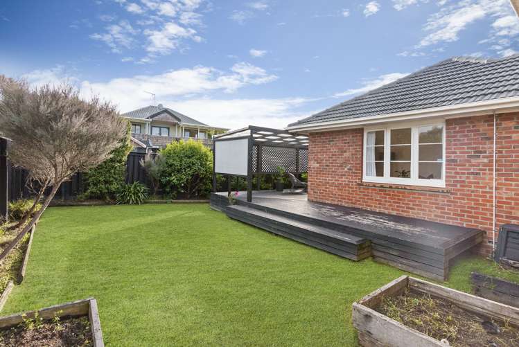 9 Glengarry Road Glen Eden_17