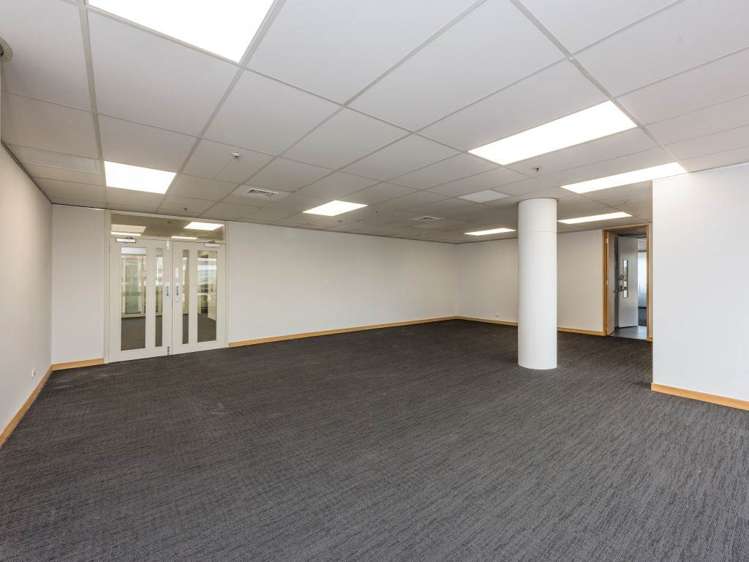 Level 2/3 Osterley Way Manukau_3