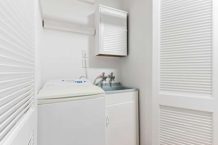 56 Sylvan Valley Avenue Titirangi_19