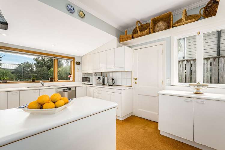 30 Lucknow Terrace Khandallah_8