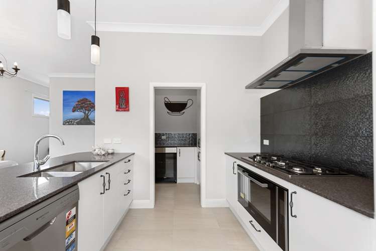 36 Mahoe Street Melville_17