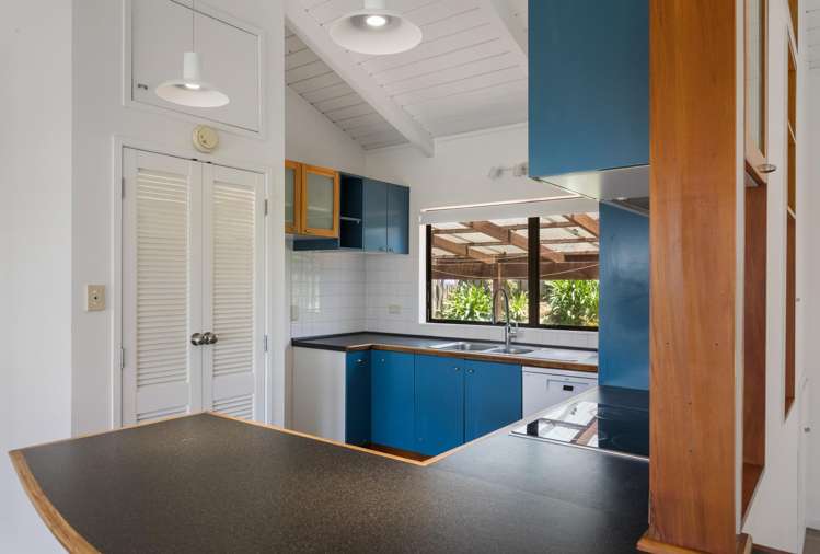 2 Denby Close Athenree_23