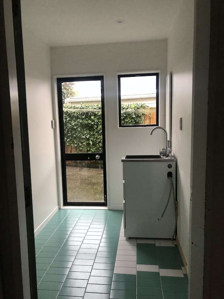 2/77 Mein Street Newtown_9