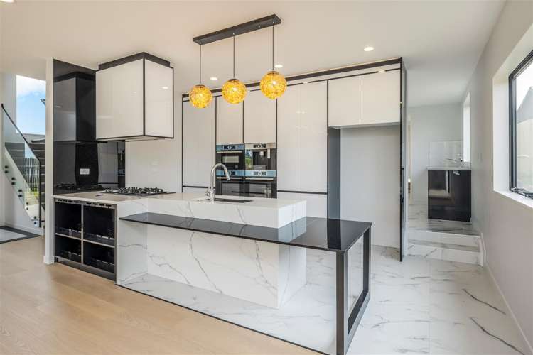 2 Whawhaki Road Beachlands_11