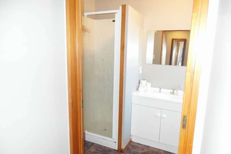 7a Devon Crescent Darfield_10