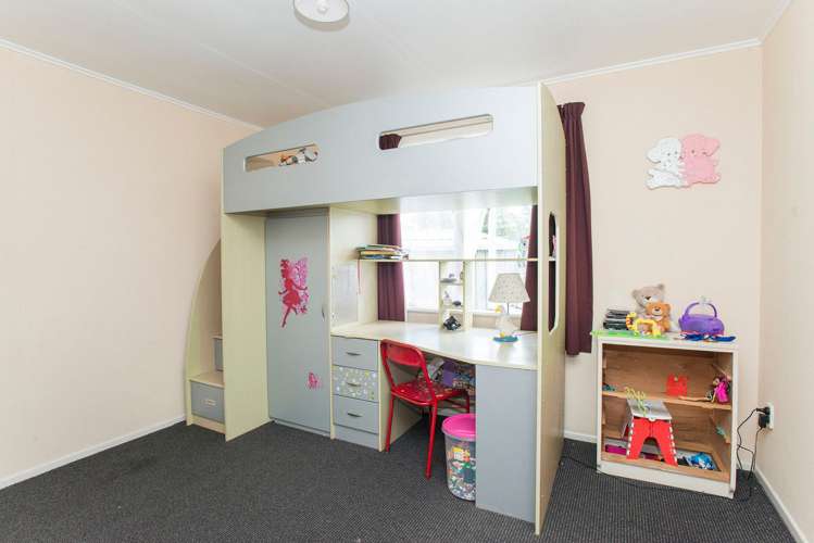 1 Keiha Street Riverdale_17