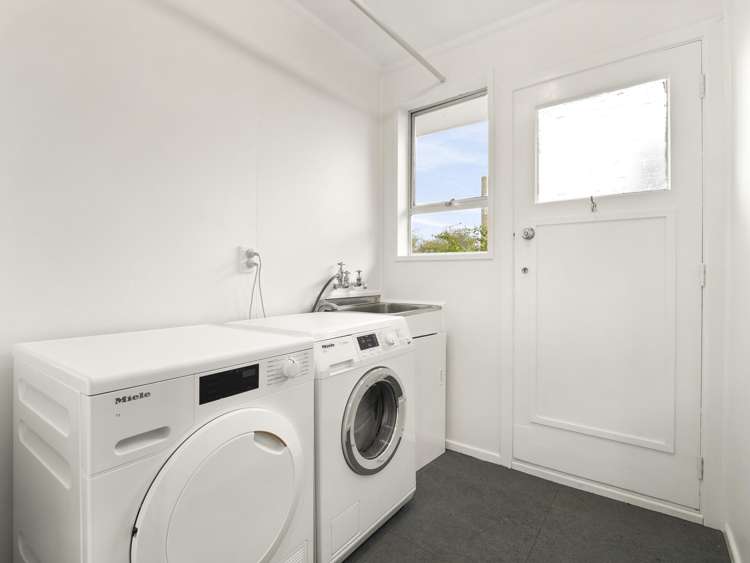 51 Salmond Street Halfway Bush_17