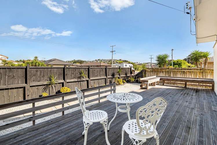 1/137 Centreway Road Orewa_19