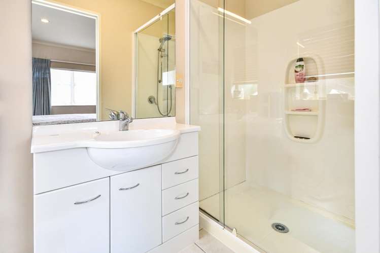 46 Blackwood Drive Wattle Downs_11