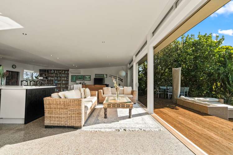 37 Kent Street Whangaroa_11