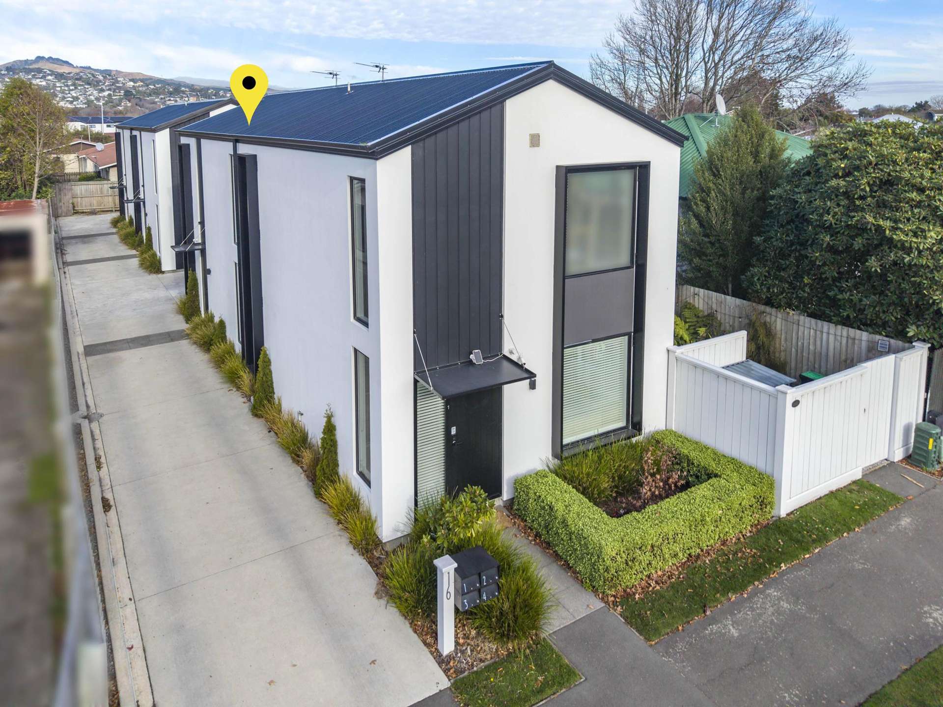 2/16 Devon Street Sydenham_0
