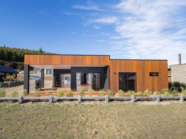 7 Edgewood Place Wanaka_1