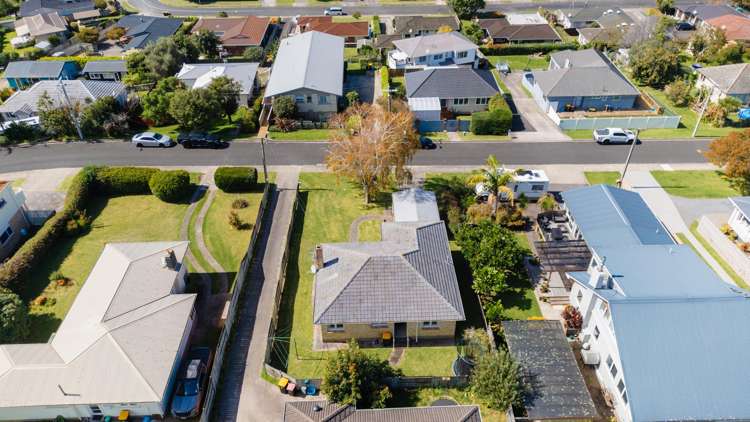 15A Pine Avenue Otumoetai_12