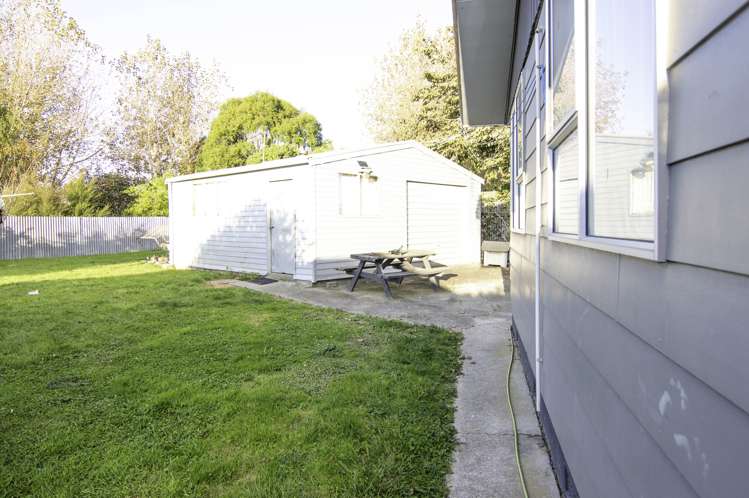 48 Somerset Crescent Highbury_10