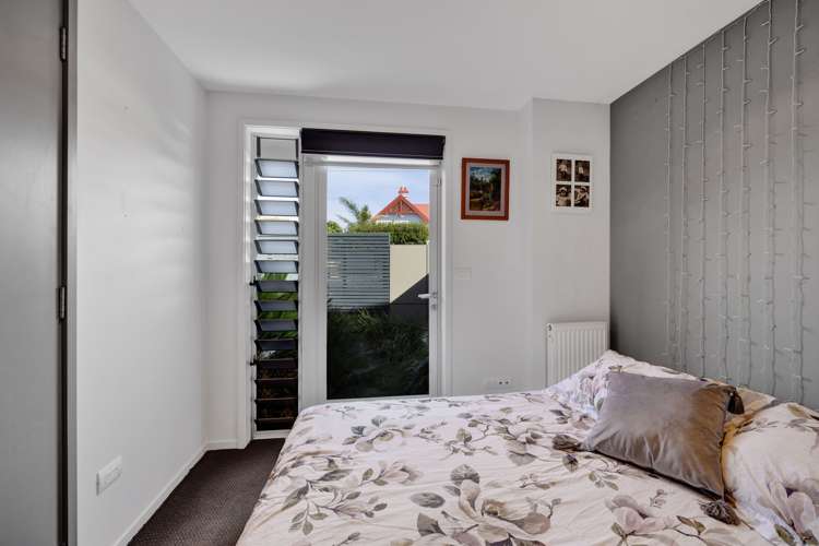 90b Buller Street New Plymouth Central_21