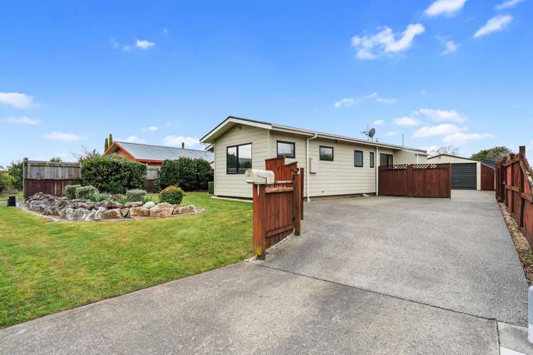 33 Starveall Street Brightwater_12